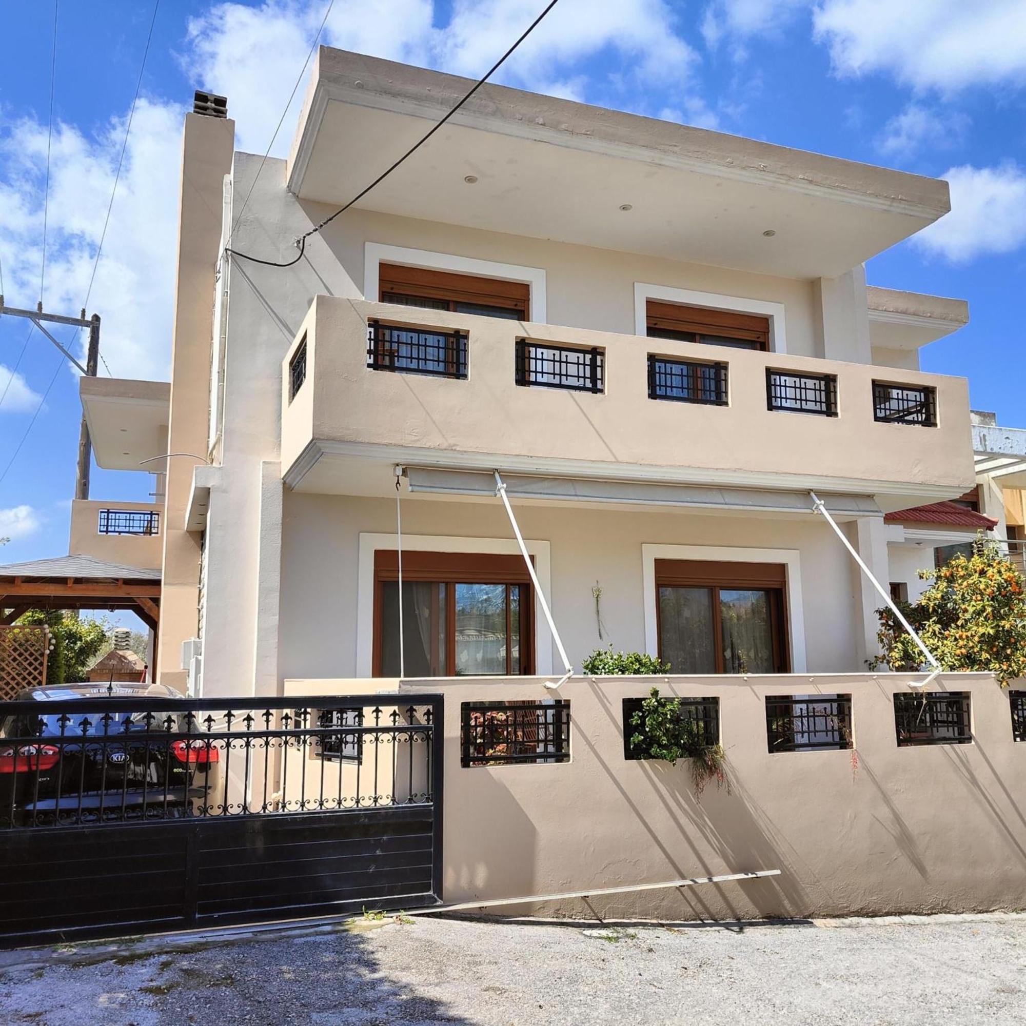 Depie Luxury Apartment In Pastida Bagian luar foto